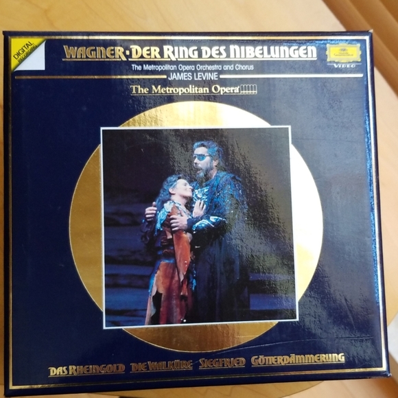 James Levine The Metropolitan Opera video set - Picture 5 of 5